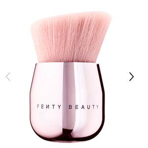NEW Fenty Beauty by Rihanna Face & Body Kabuki Brush 160